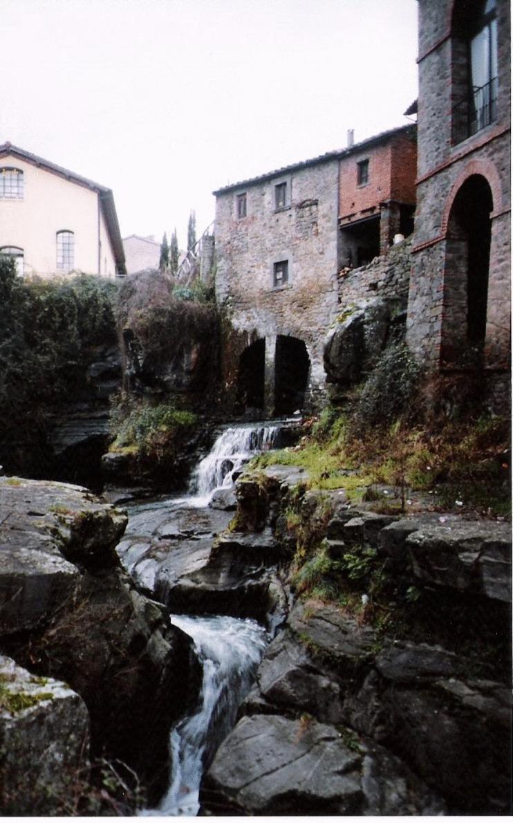 Hotel Dimora Casa Eugenia Loro Ciuffenna Exterior foto